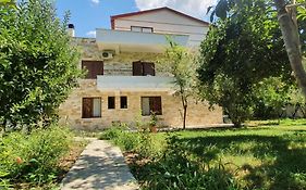 Xho'S Forest Guest House